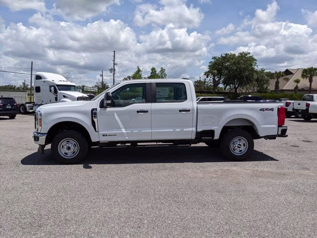 2026 Oxford White Ford Super Duty F-250 SRW XL 4X4 Truck
