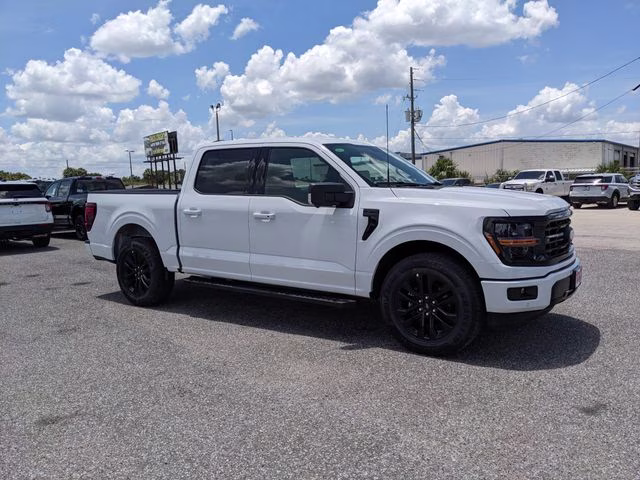2026 Oxford White Ford F-150 XLT RWD Truck