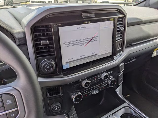 2026 Oxford White Ford F-150 XLT RWD Truck