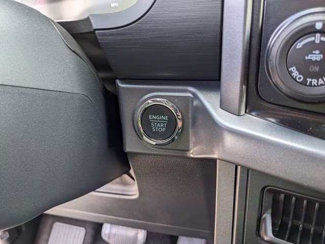 2026 Oxford White Ford F-150 XLT RWD Truck