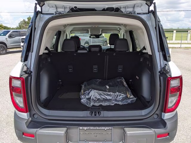 2026 Space White Metallic Ford Bronco Sport Outer Banks 4X4 SUV