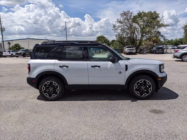 2026 Space White Metallic Ford Bronco Sport Outer Banks 4X4 SUV