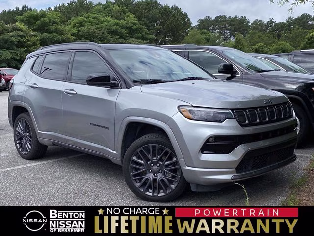 2022 Billet Silver Metallic Clearcoat Jeep Compass Limited 4X4 SUV