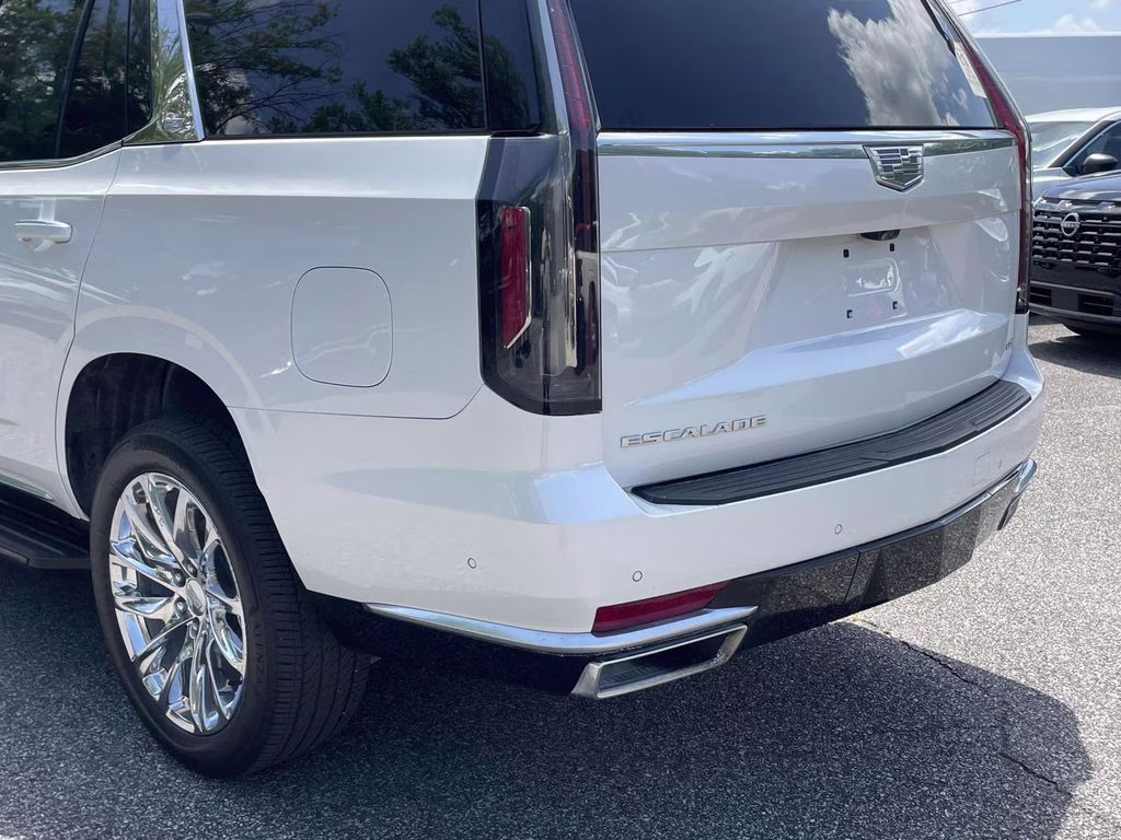 2023 Crystal White Tricoat Cadillac Escalade Premium Luxury 4X4 SUV