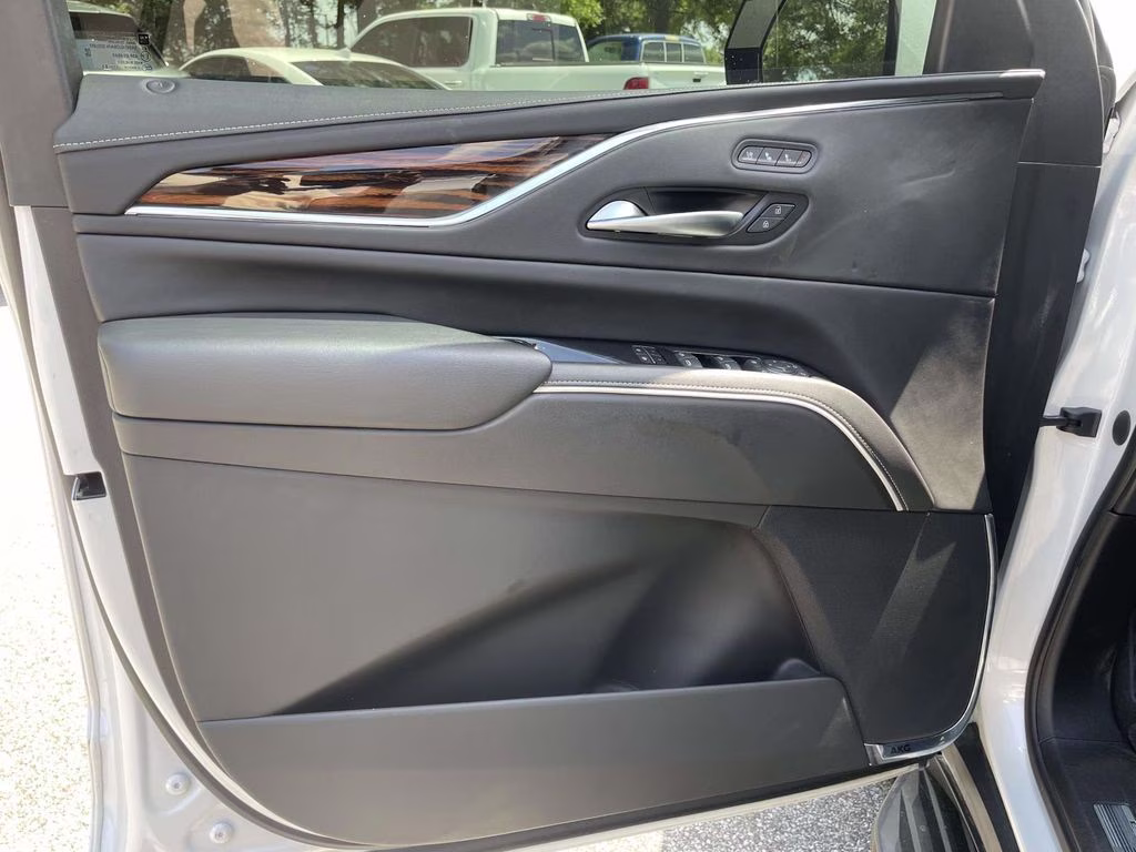 2023 Crystal White Tricoat Cadillac Escalade Premium Luxury 4X4 SUV