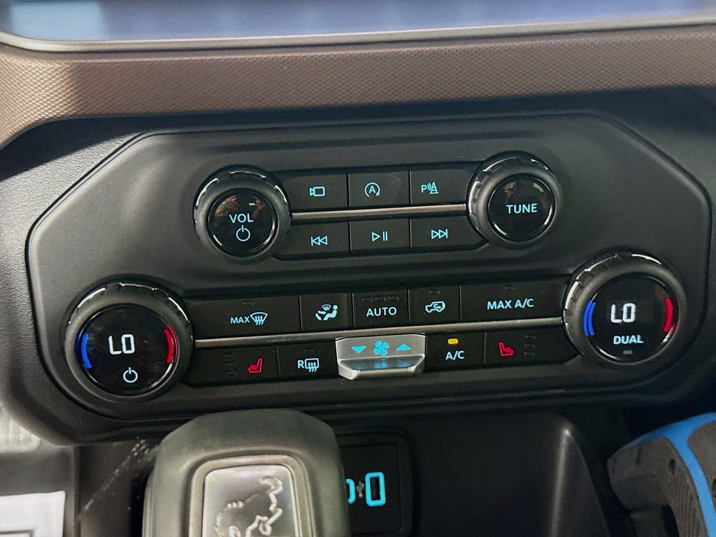 2023 Carbonized Gray Metallic Ford Bronco Outer Banks 4X4 SUV
