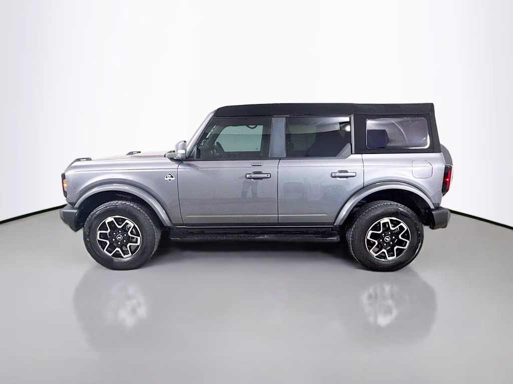 2023 Carbonized Gray Metallic Ford Bronco Outer Banks 4X4 SUV