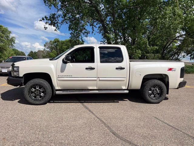 2013 White Diamond Clearcoat Chevrolet Silverado 1500 LT 4X4 Truck