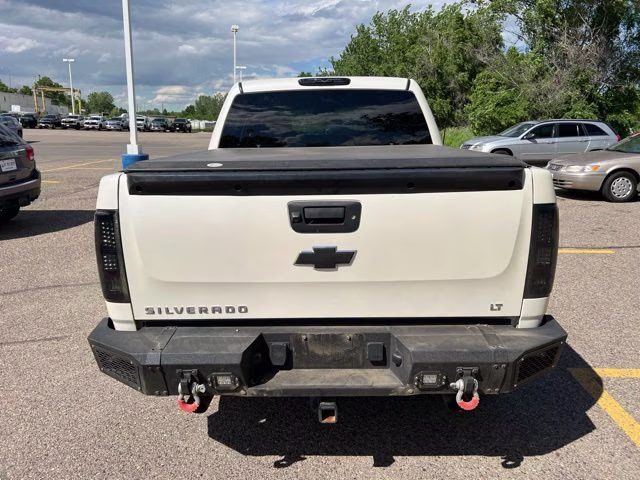 2013 White Diamond Clearcoat Chevrolet Silverado 1500 LT 4X4 Truck
