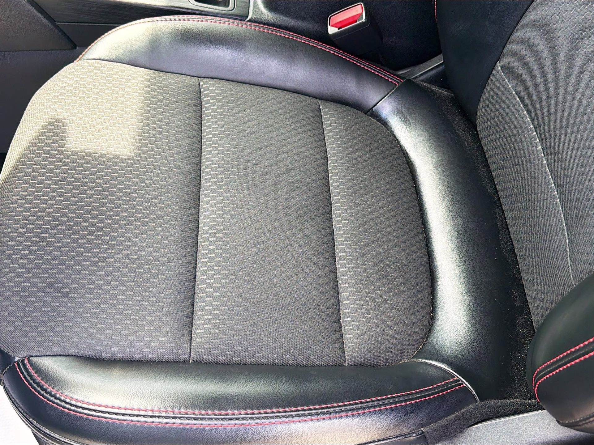 2023 Agate Black Metallic Ford Escape ST-Line FWD SUV