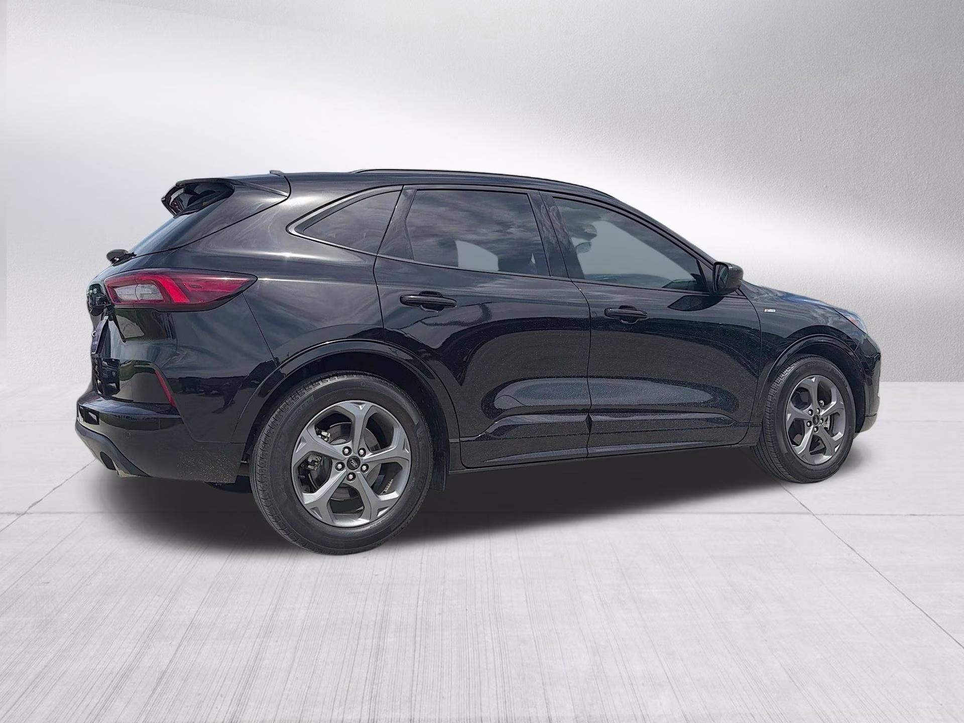 2023 Agate Black Metallic Ford Escape ST-Line FWD SUV