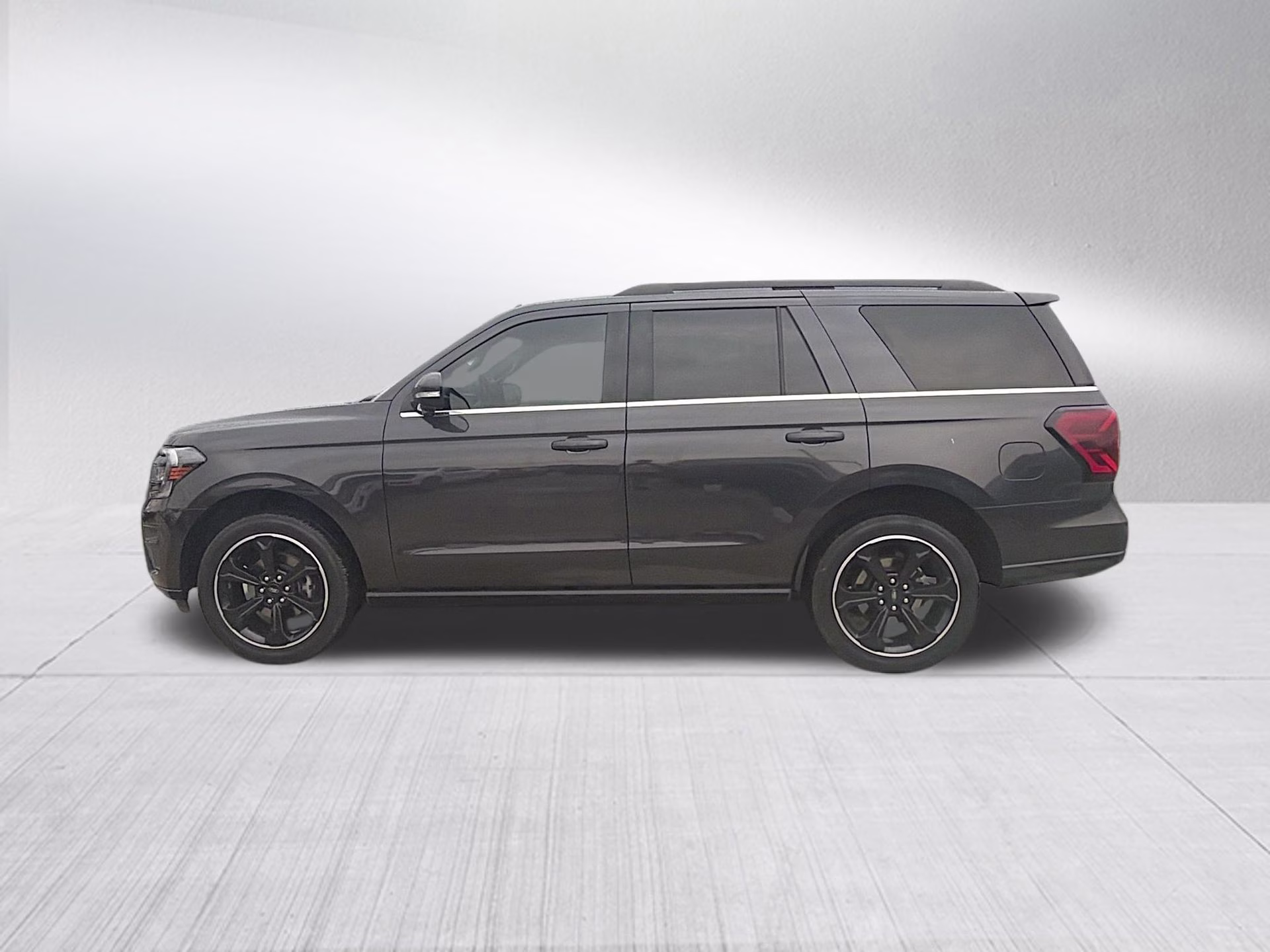 2024 Dark Matter Gray Metallic Ford Expedition Limited RWD SUV