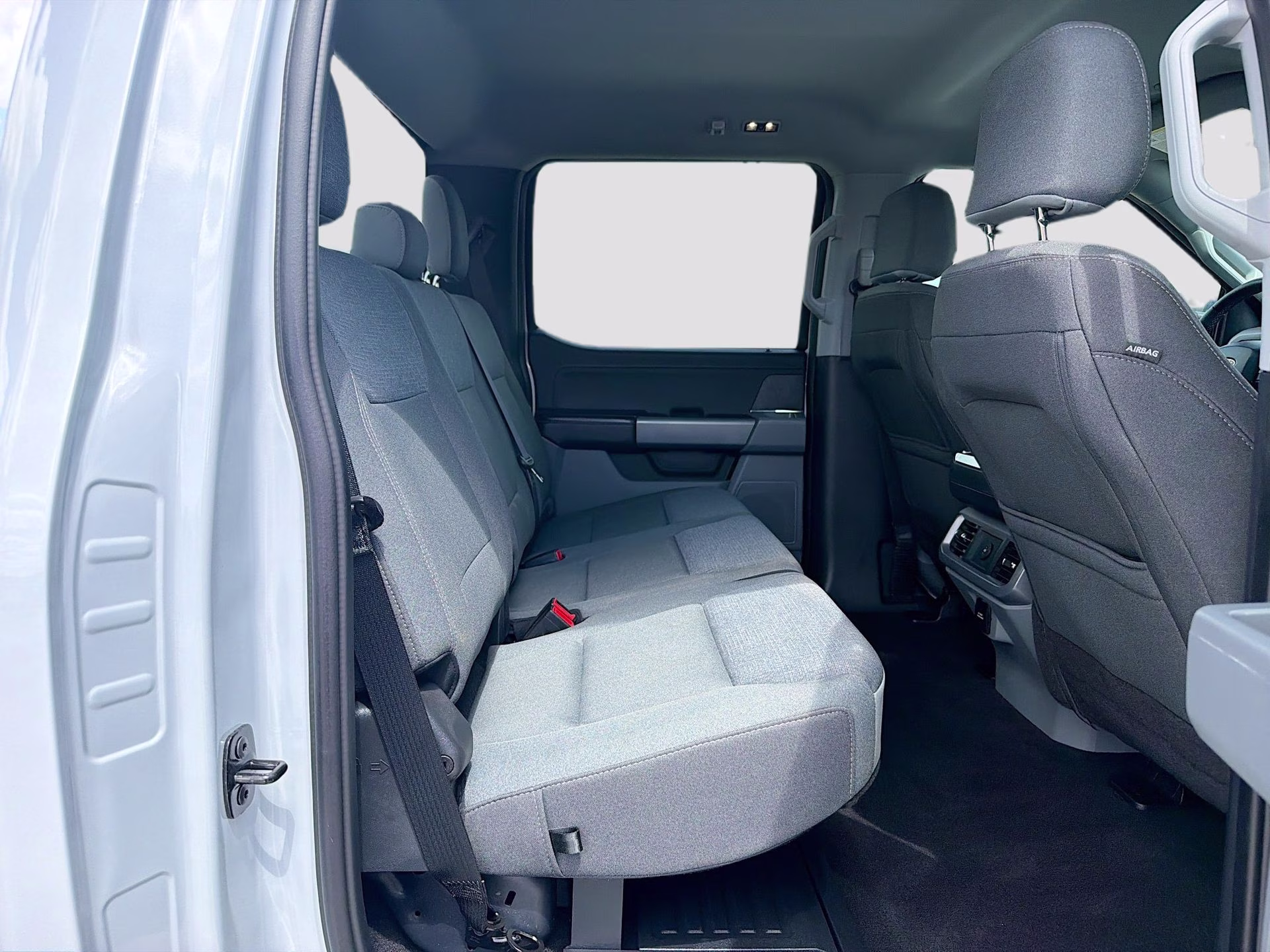 2025 Space White Metallic Ford F-150 XLT RWD Truck