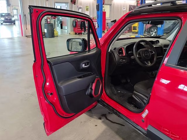 2023 Colorado Red Clearcoat Jeep Renegade Trailhawk 4X4 SUV