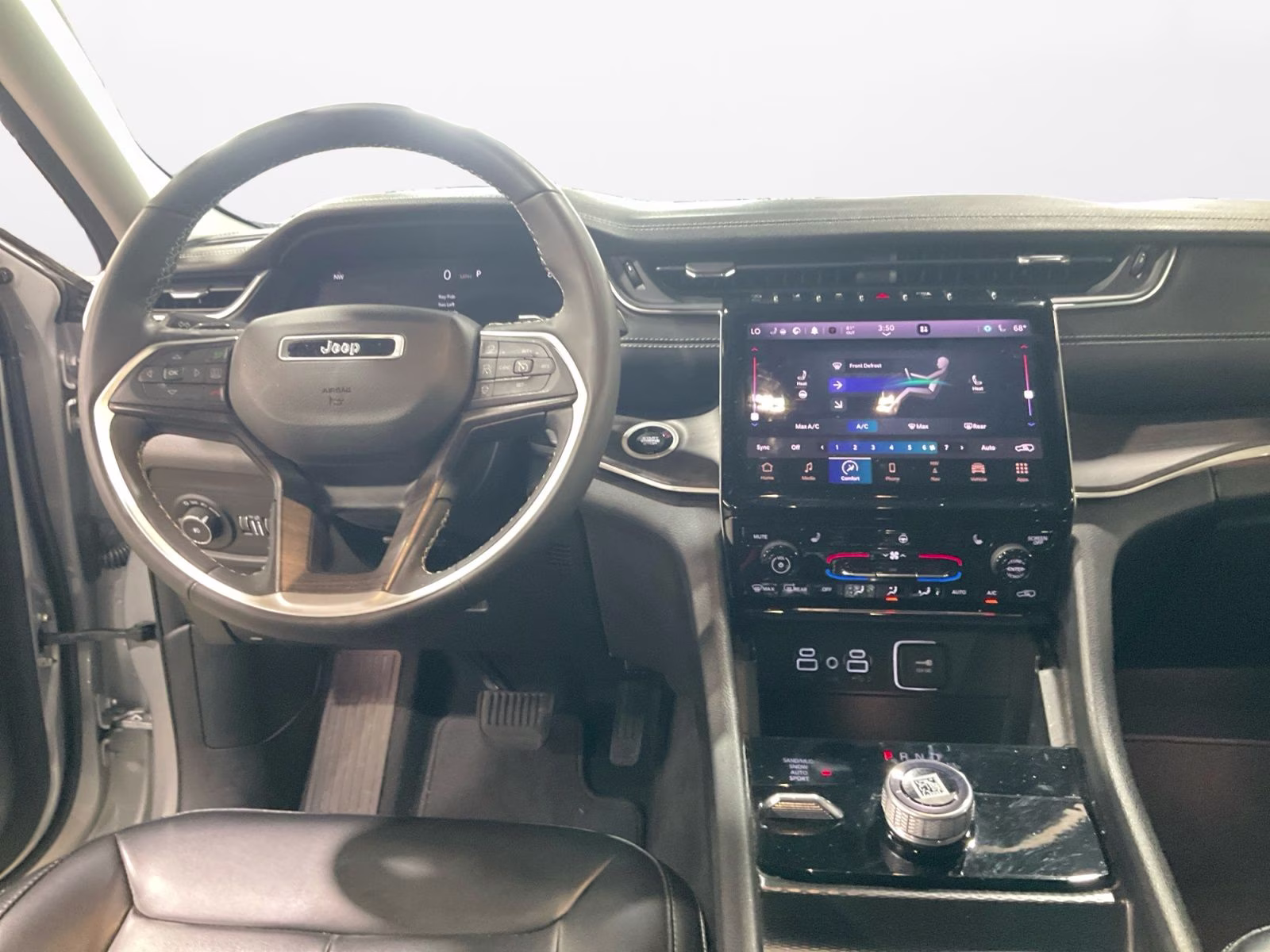 2024 Silver Zynith Jeep Grand Cherokee Limited 4X4 SUV