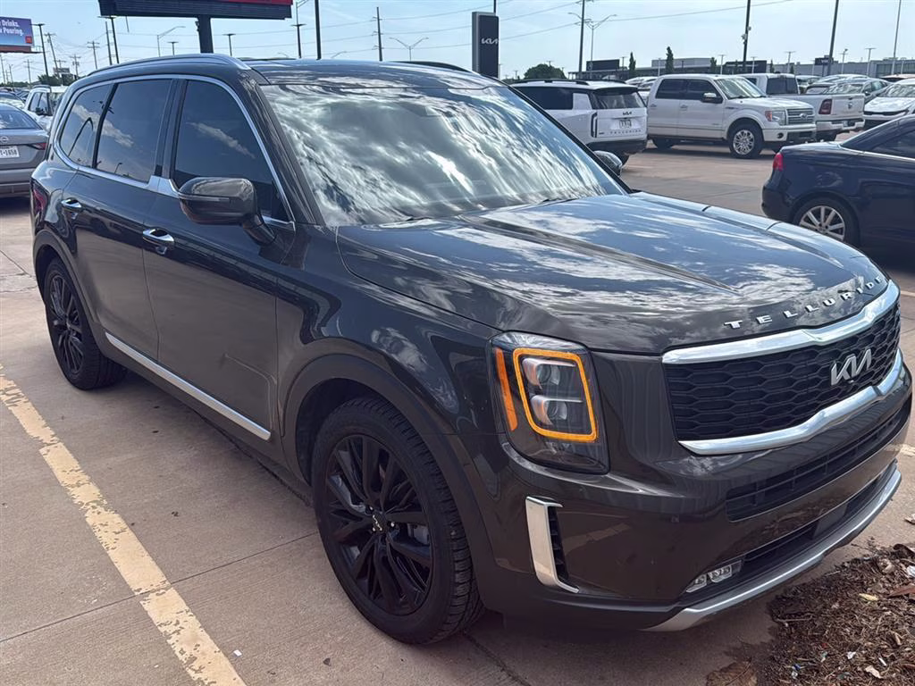 2022 GREEN Kia Telluride AWD