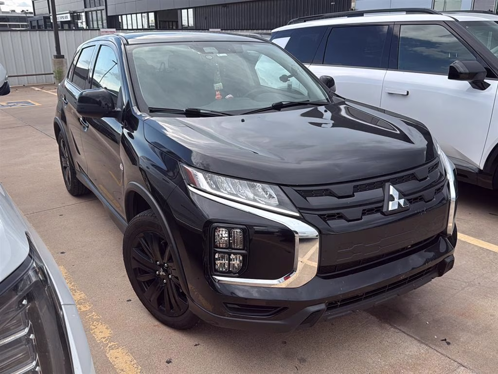 2022 BLACK Mitsubishi Outlander Sport 4X4