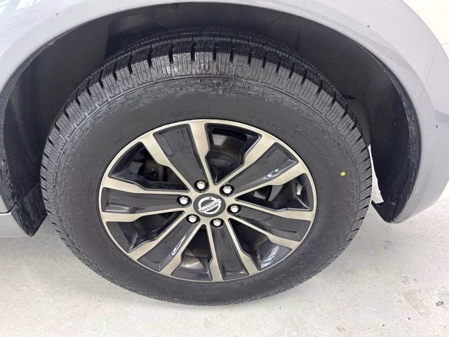 2017 Pearl White Nissan Armada Platinum 4X4 SUV
