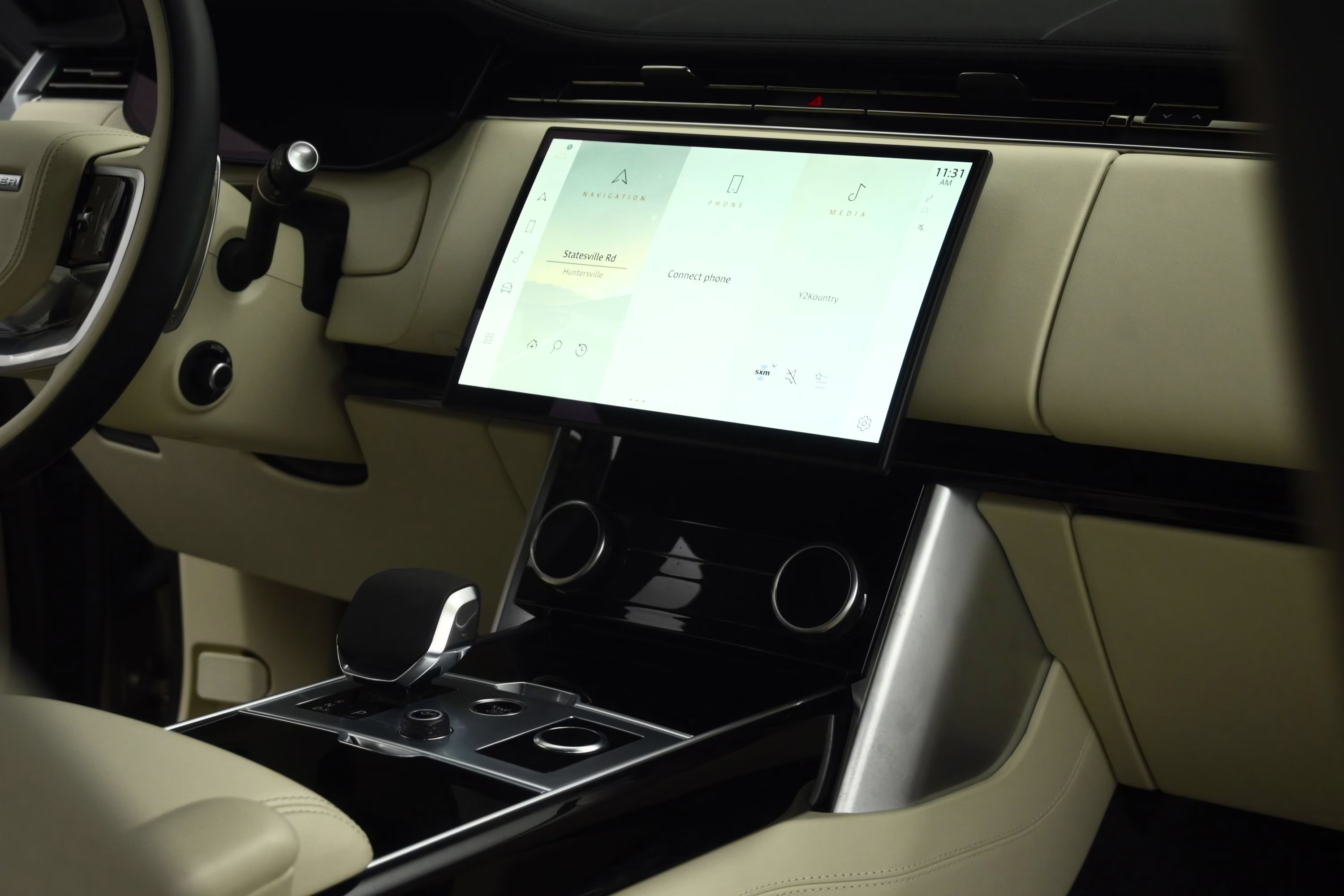 2023 Gold Land Rover Range Rover SE AWD SUV