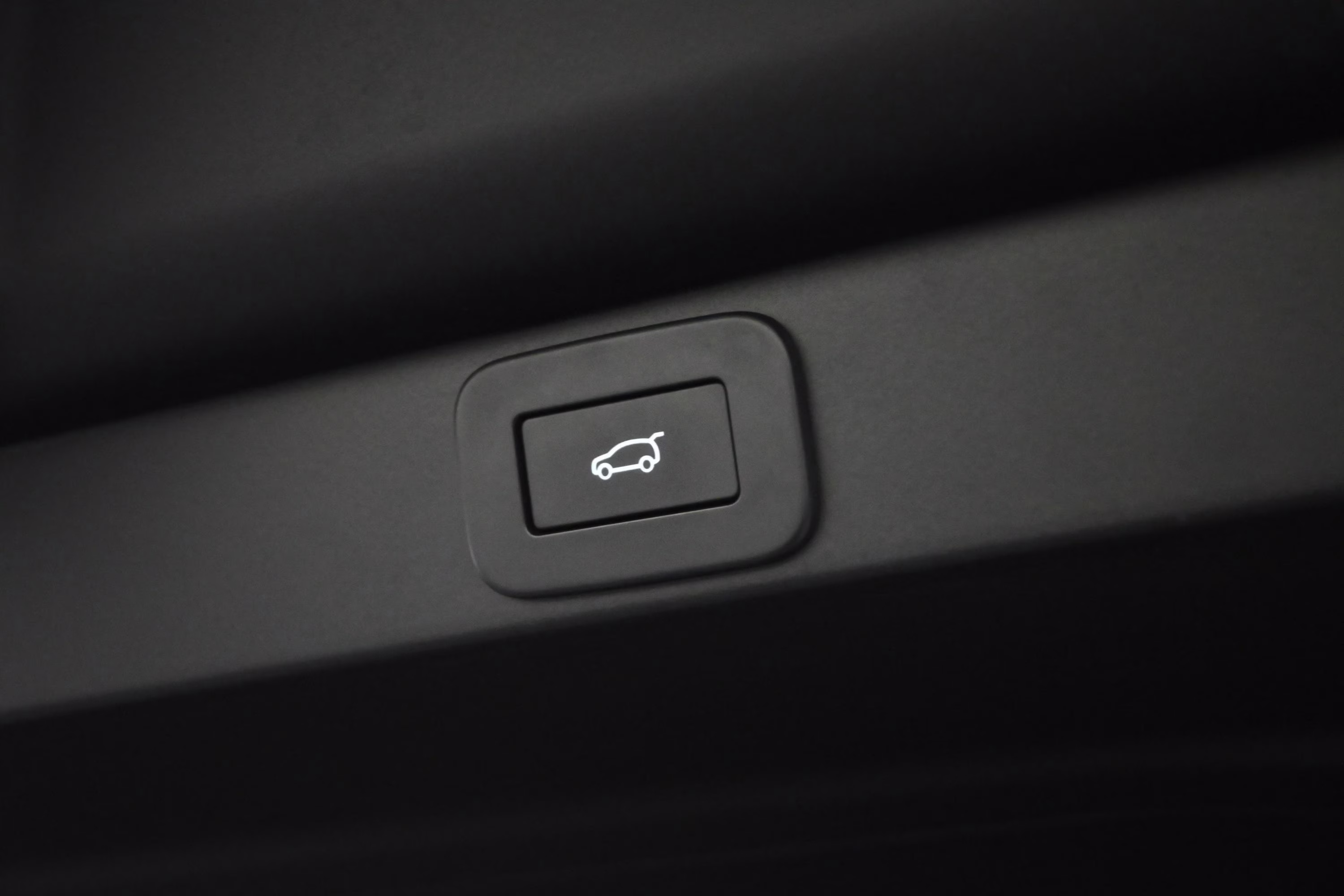 2023 Gold Land Rover Range Rover SE AWD SUV