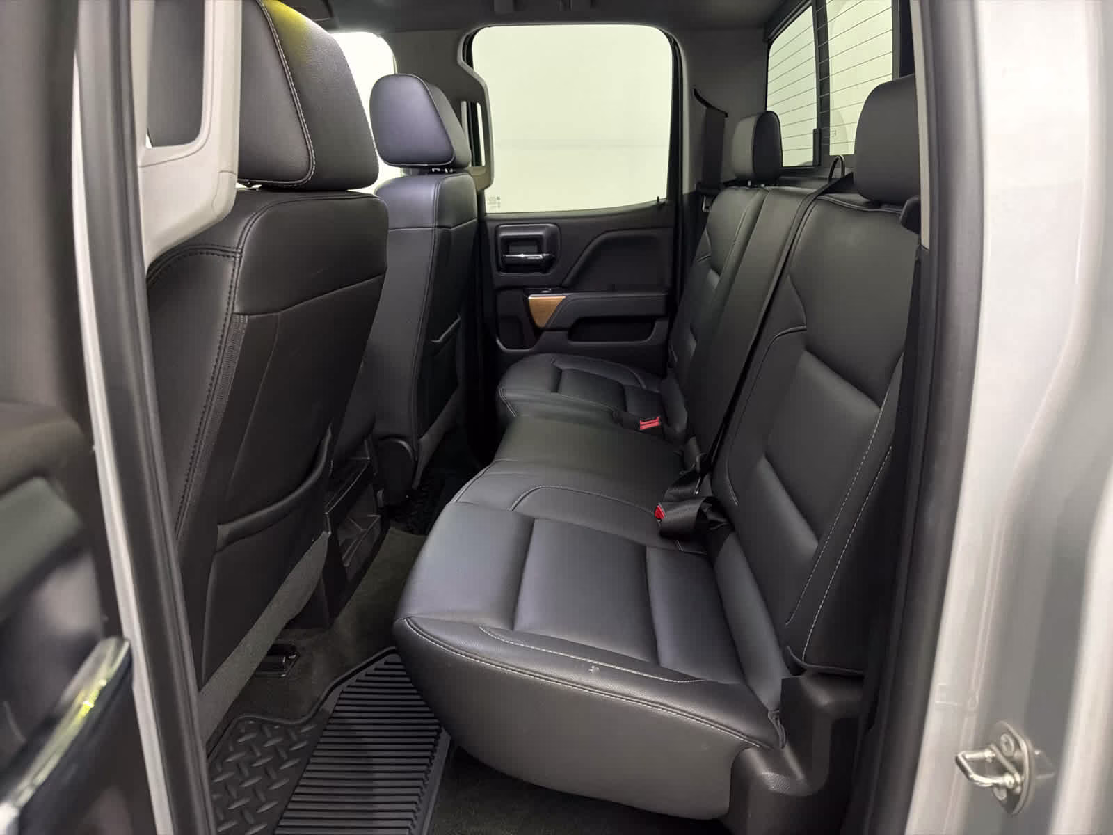 2018 Silver Ice Metallic Chevrolet Silverado 1500 LTZ RWD Truck