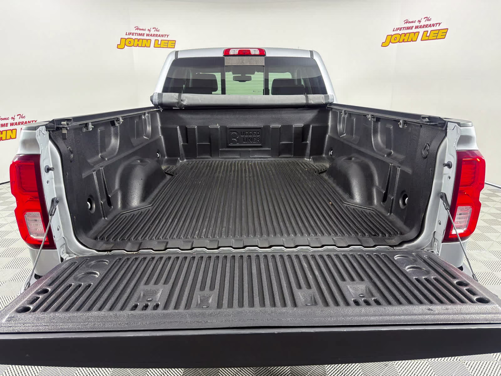 2018 Silver Ice Metallic Chevrolet Silverado 1500 LTZ RWD Truck