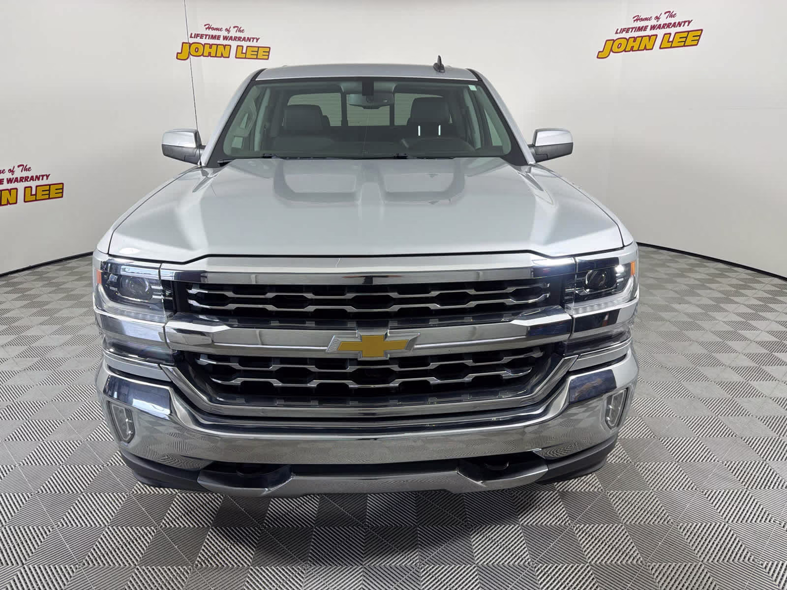 2018 Silver Ice Metallic Chevrolet Silverado 1500 LTZ RWD Truck
