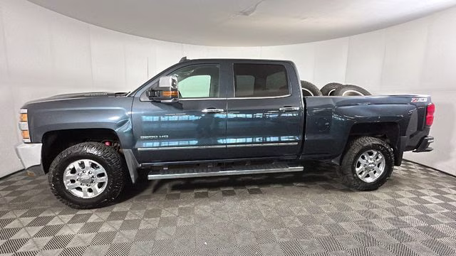 2017 Graphite Metallic Chevrolet Silverado 3500HD LTZ 4X4 Truck