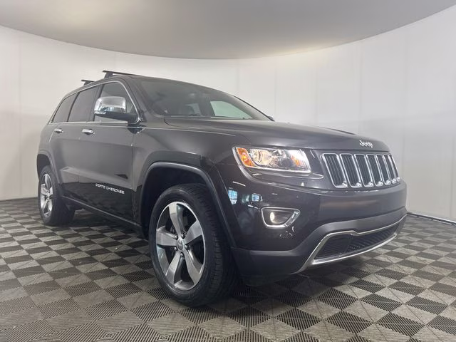 2015 Brilliant Black Crystal Pearlcoat Jeep Grand Cherokee Limited 4X4 SUV