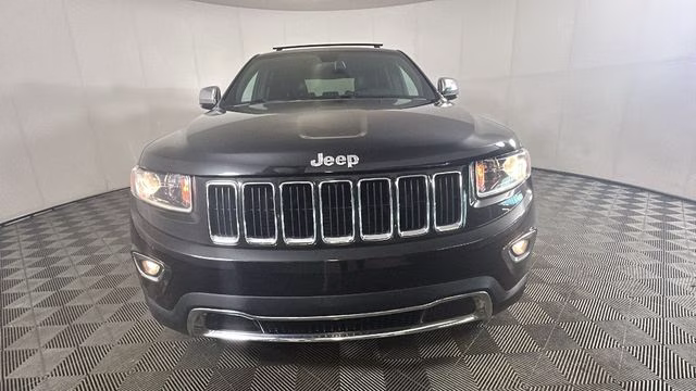 2015 Brilliant Black Crystal Pearlcoat Jeep Grand Cherokee Limited 4X4 SUV