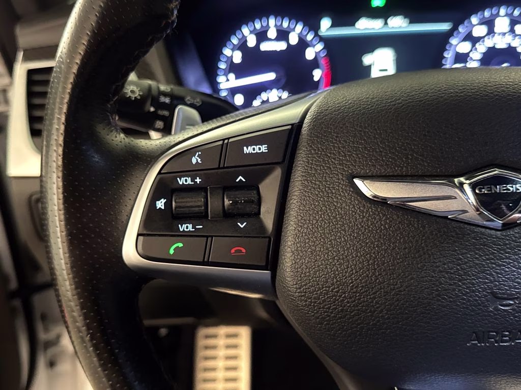 2018 Casablanca White Genesis G80 3.3T Sport RWD Sedan