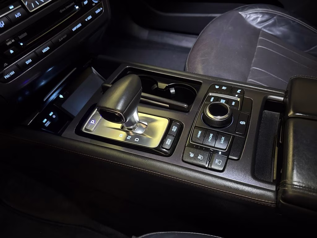 2018 Casablanca White Genesis G80 3.3T Sport RWD Sedan