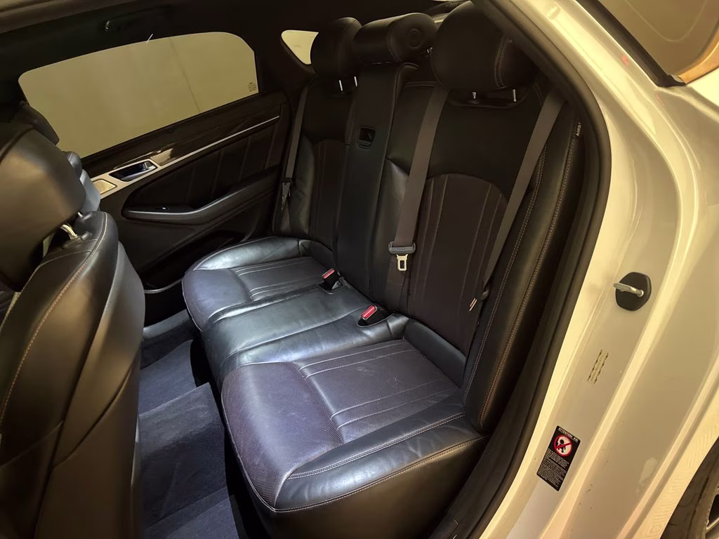2018 Casablanca White Genesis G80 3.3T Sport RWD Sedan
