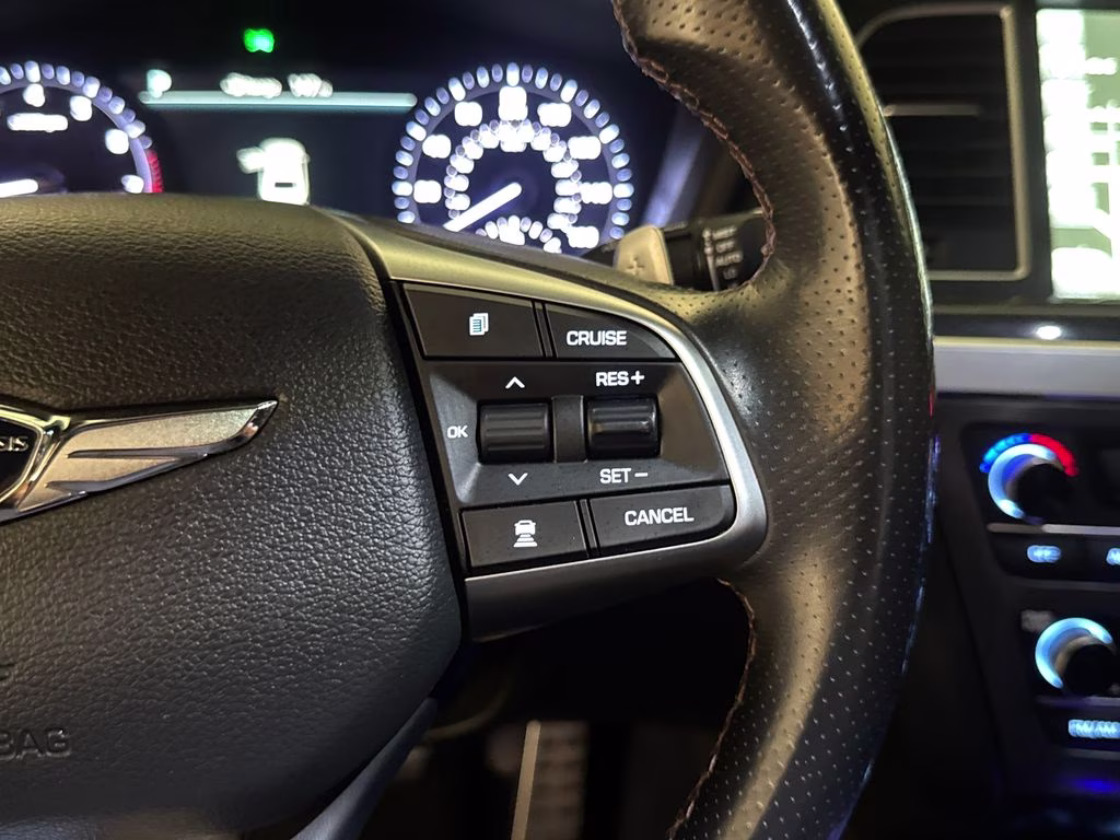 2018 Casablanca White Genesis G80 3.3T Sport RWD Sedan