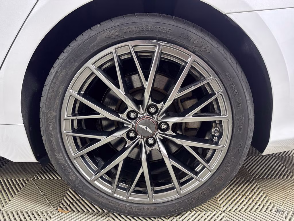 2018 Casablanca White Genesis G80 3.3T Sport RWD Sedan
