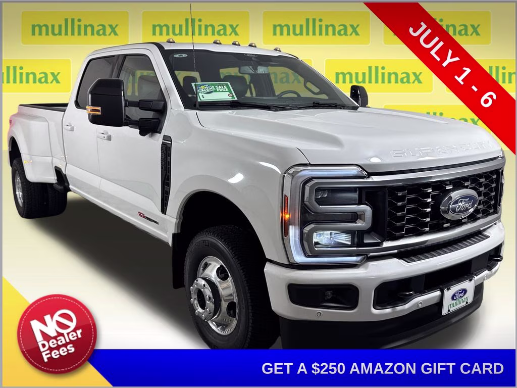 2026 Star White Metallic Tri-Coat Ford Super Duty F-350 DRW Platinum 4X4 Truck