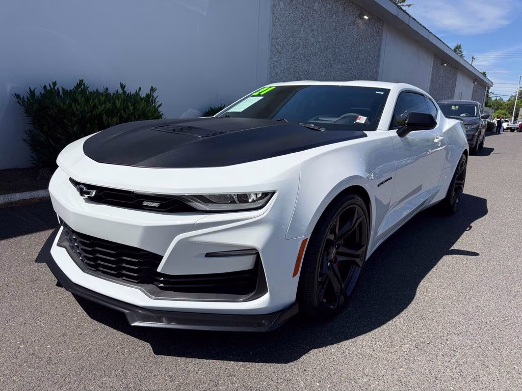 2021 Summit White Chevrolet Camaro SS RWD Coupe
