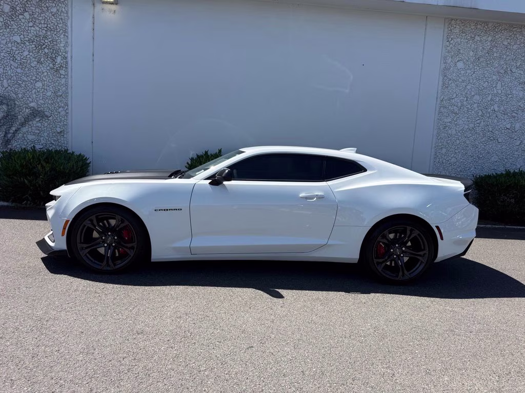 2021 Summit White Chevrolet Camaro SS RWD Coupe
