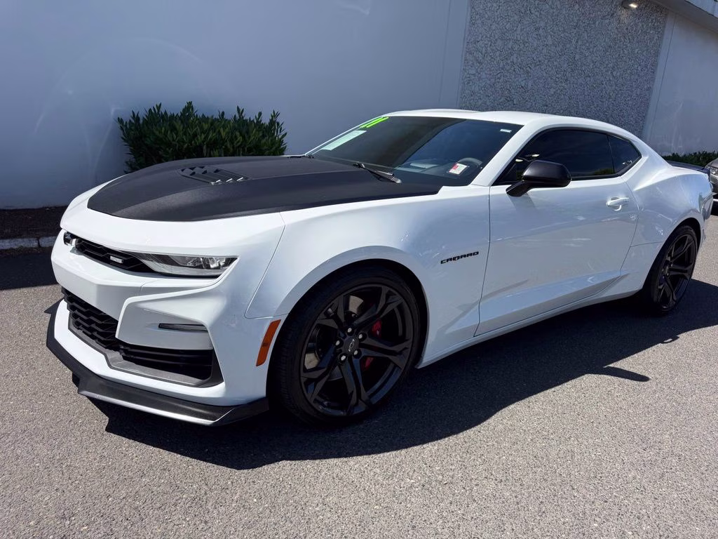2021 Summit White Chevrolet Camaro SS RWD Coupe