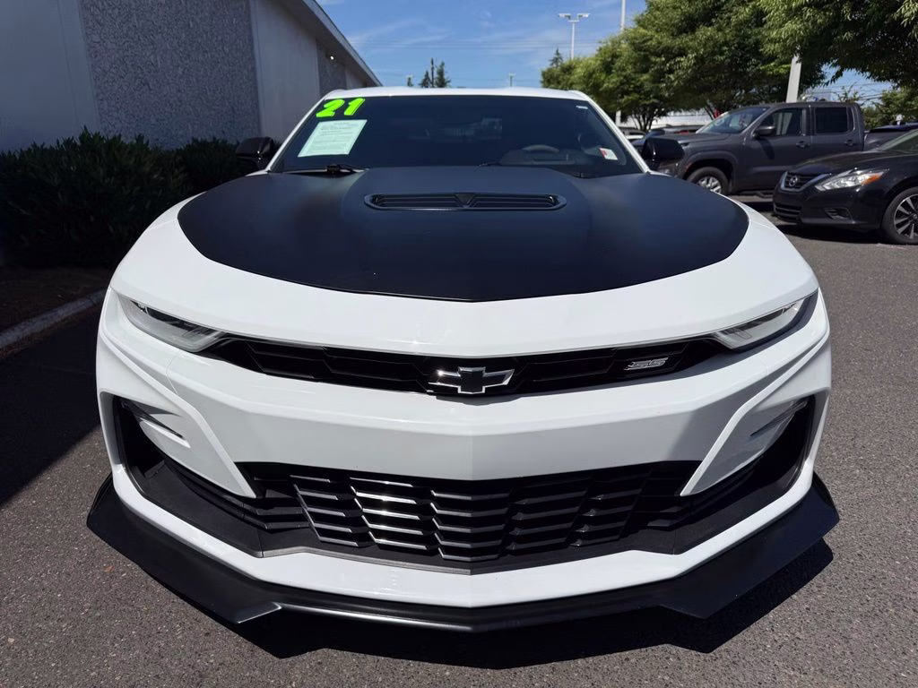 2021 Summit White Chevrolet Camaro SS RWD Coupe