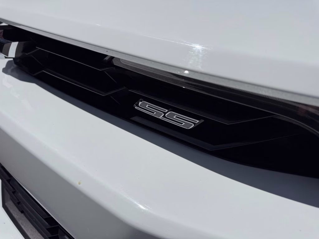 2021 Summit White Chevrolet Camaro SS RWD Coupe