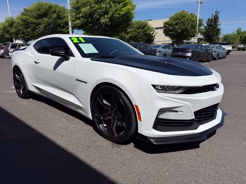 2021 Summit White Chevrolet Camaro SS RWD Coupe
