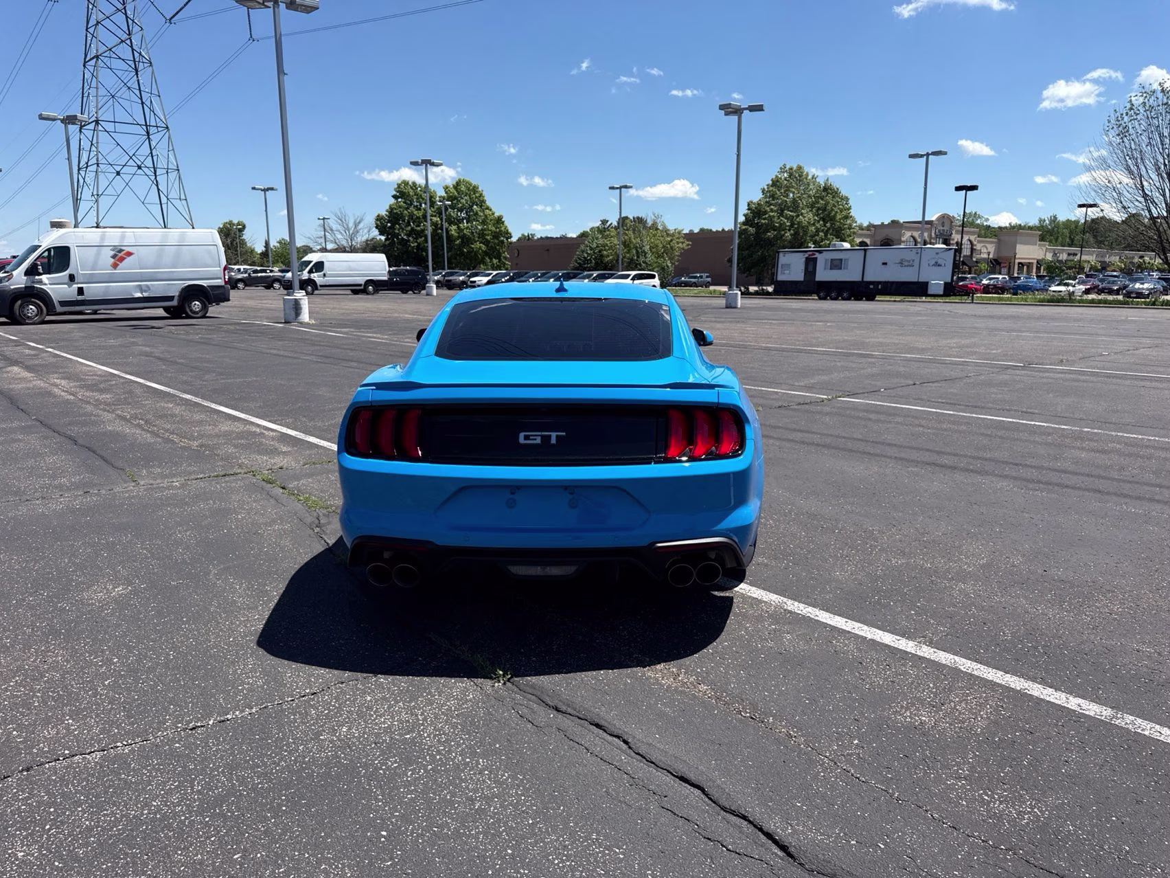 2022 Grabber Blue Metallic Ford Mustang GT Premium RWD Coupe