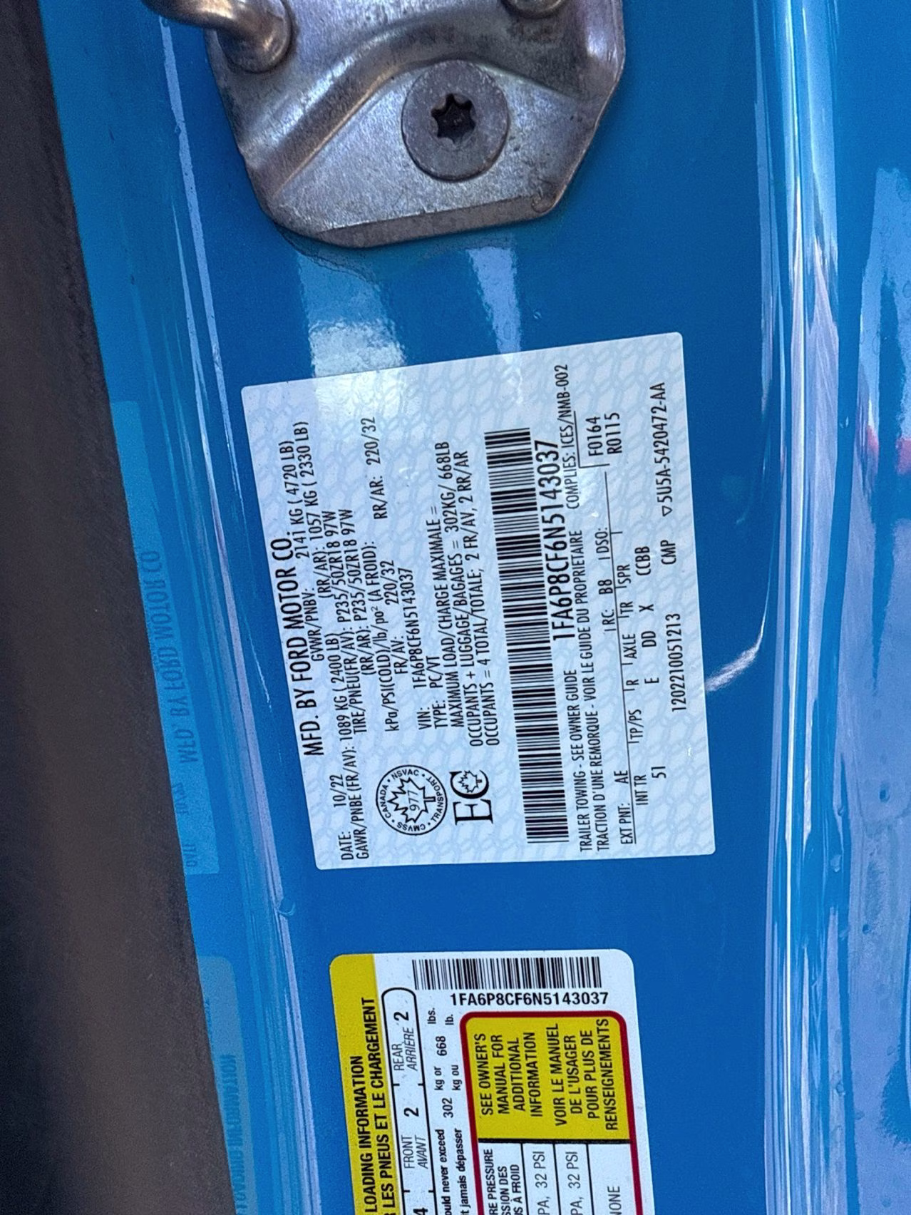 2022 Grabber Blue Metallic Ford Mustang GT Premium RWD Coupe
