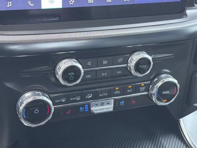 2023 Silver Metallic Ford F-150 Limited 4X4 Truck