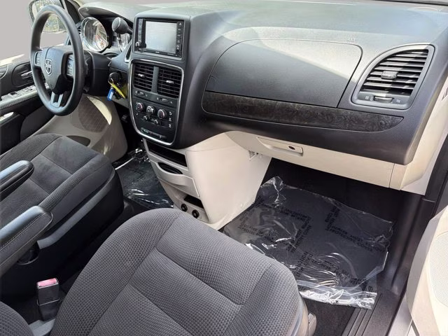 2018 Billet Clearcoat Dodge Grand Caravan SE FWD Van