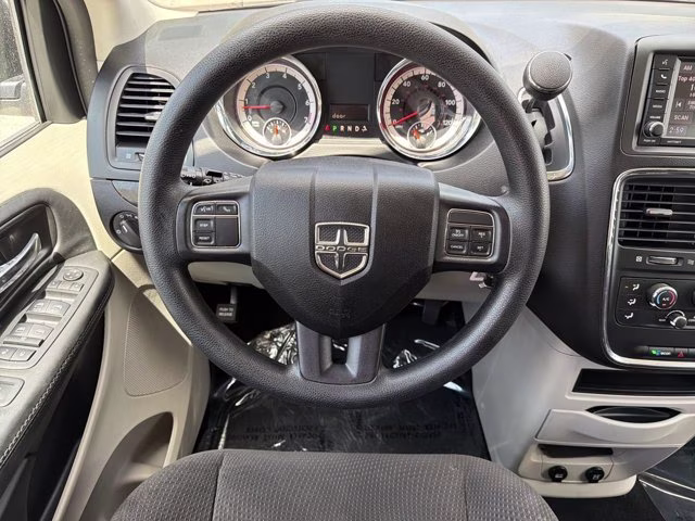 2018 Billet Clearcoat Dodge Grand Caravan SE FWD Van