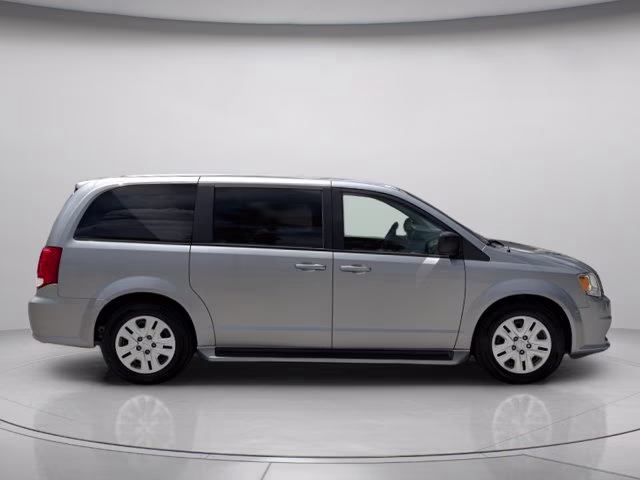 2018 Billet Clearcoat Dodge Grand Caravan SE FWD Van