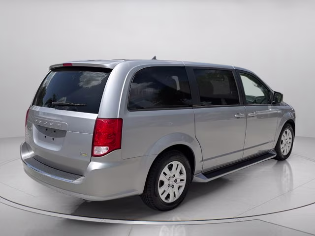 2018 Billet Clearcoat Dodge Grand Caravan SE FWD Van