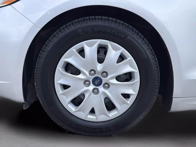 2019 Ingot Silver Ford Fusion S FWD Sedan
